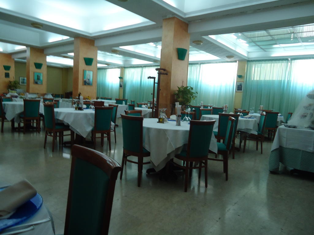 Hotel Ristorante Mommo Polistena Buitenkant foto
