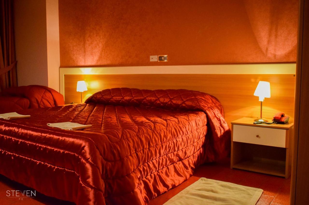 Hotel Ristorante Mommo Polistena Buitenkant foto